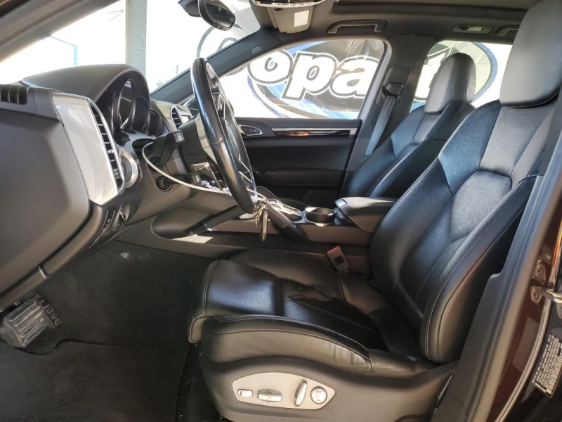 Porsche Cayenne 3.0D* АВТОКРЕДИТ, снимка 7 - Автомобили и джипове - 52388009