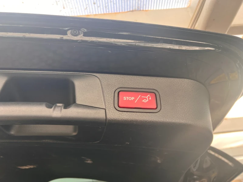 Mercedes-Benz GLB 250 4matic AMG Line 6+ 1, снимка 16 - Автомобили и джипове - 52510734