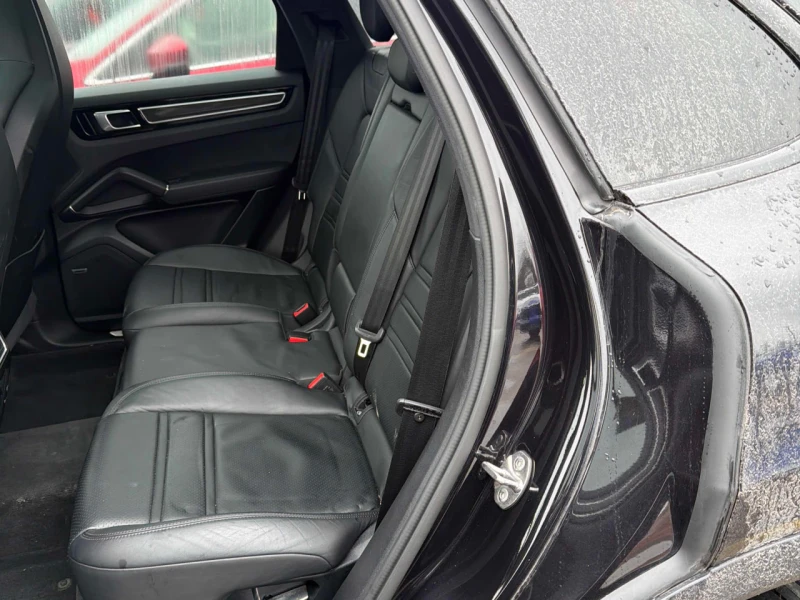 Porsche Cayenne AWD * FULL DIGITAL* BOSE* ПАНОРАМА* , снимка 15 - Автомобили и джипове - 53577219