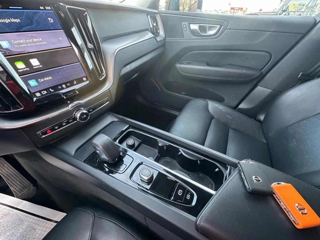 Volvo XC60 B5 Core Dark Theme | Mobile.bg � ����������� 12