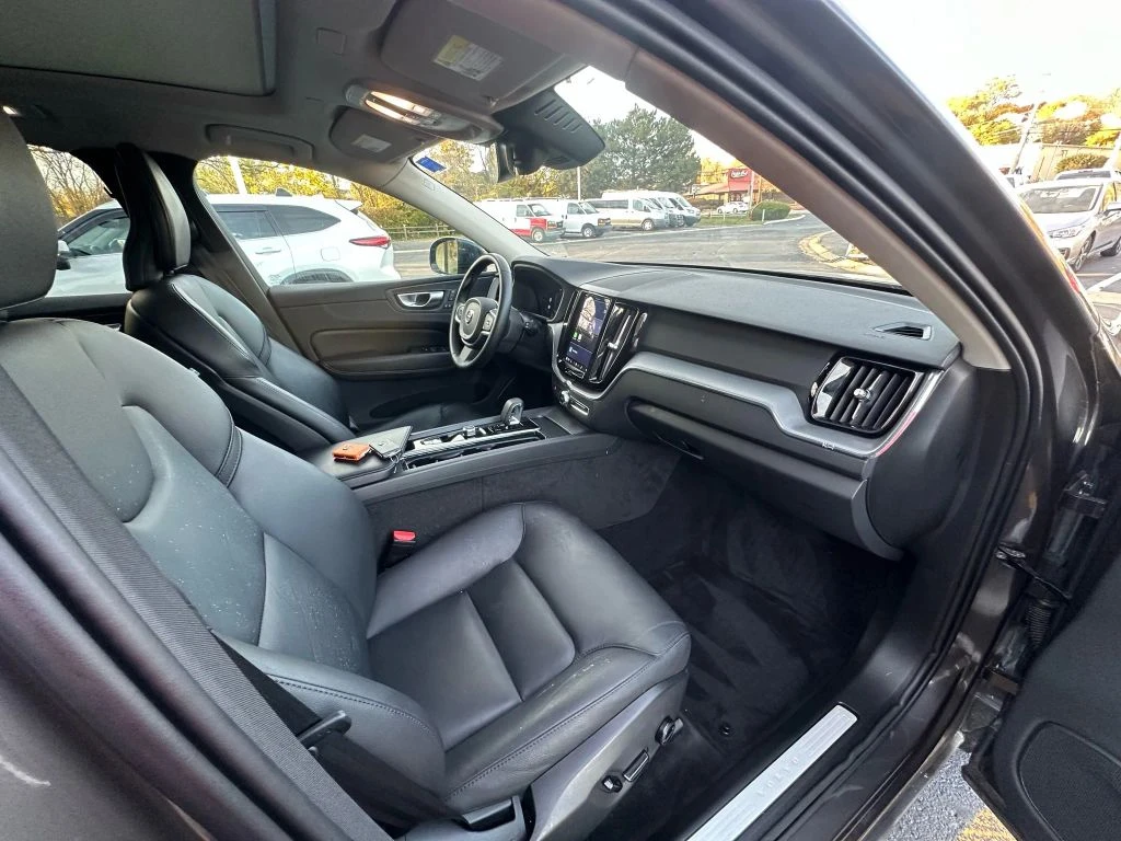 Volvo XC60 B5 Core Dark Theme | Mobile.bg � ����������� 15