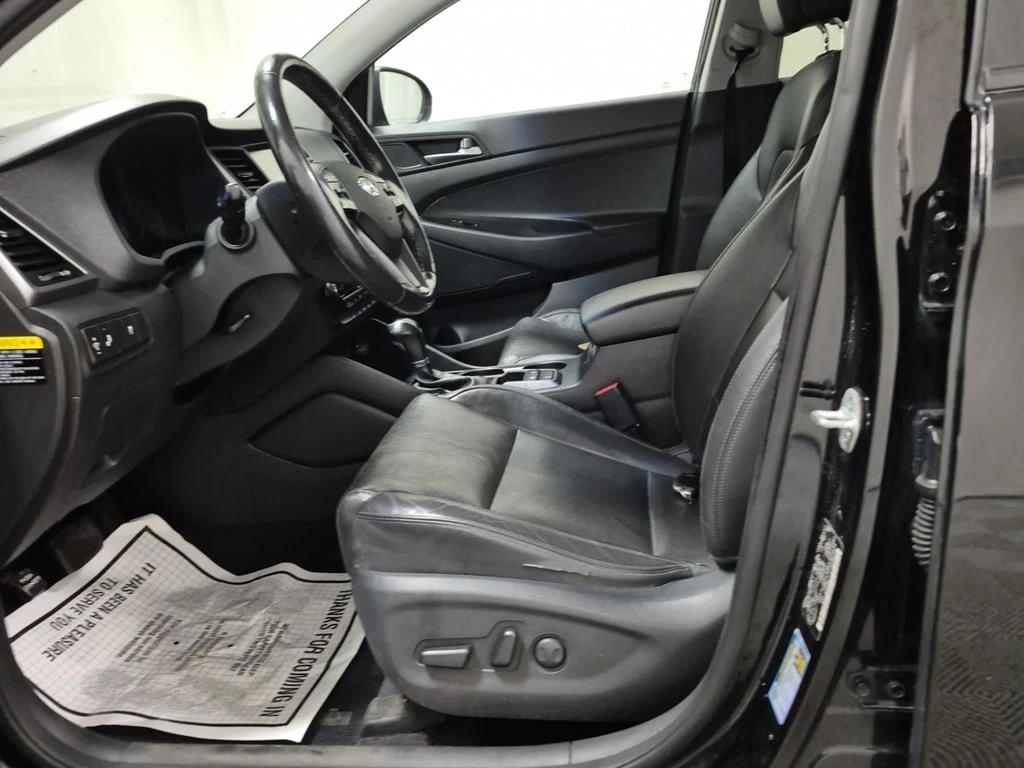 Hyundai Tucson * SE * CARFAX * ФИНАНСИРАНЕ - изображение 5