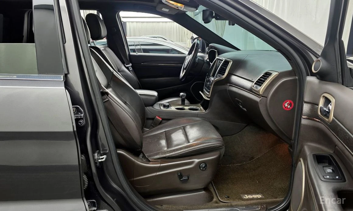 Jeep Grand cherokee, снимка 11 - Автомобили и джипове - 53988865