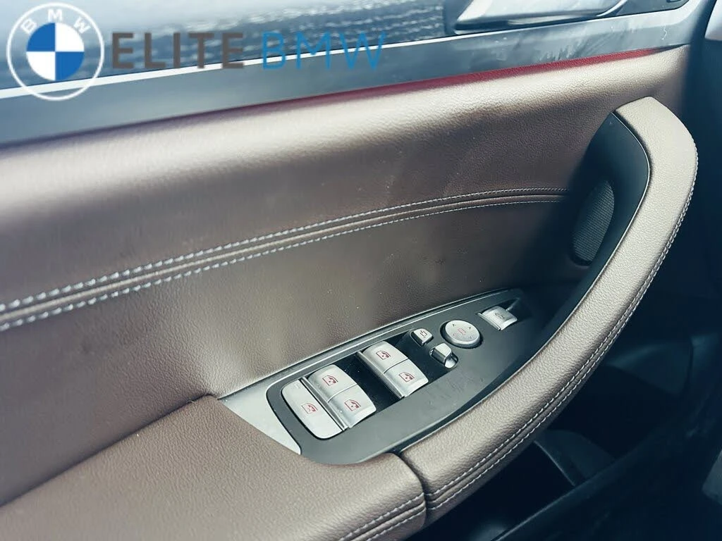 BMW X3 AWD* АвтоКредит* (ЦЕНА ДО БГ), снимка 14 - Автомобили и джипове - 54092395