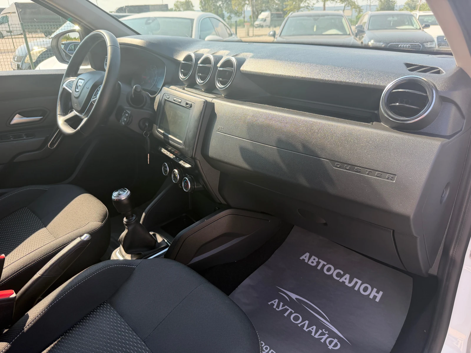 Dacia Duster 1.5BLUEDCI 8V 115CV PRESTIGE , снимка 10 - Автомобили и джипове - 55122268