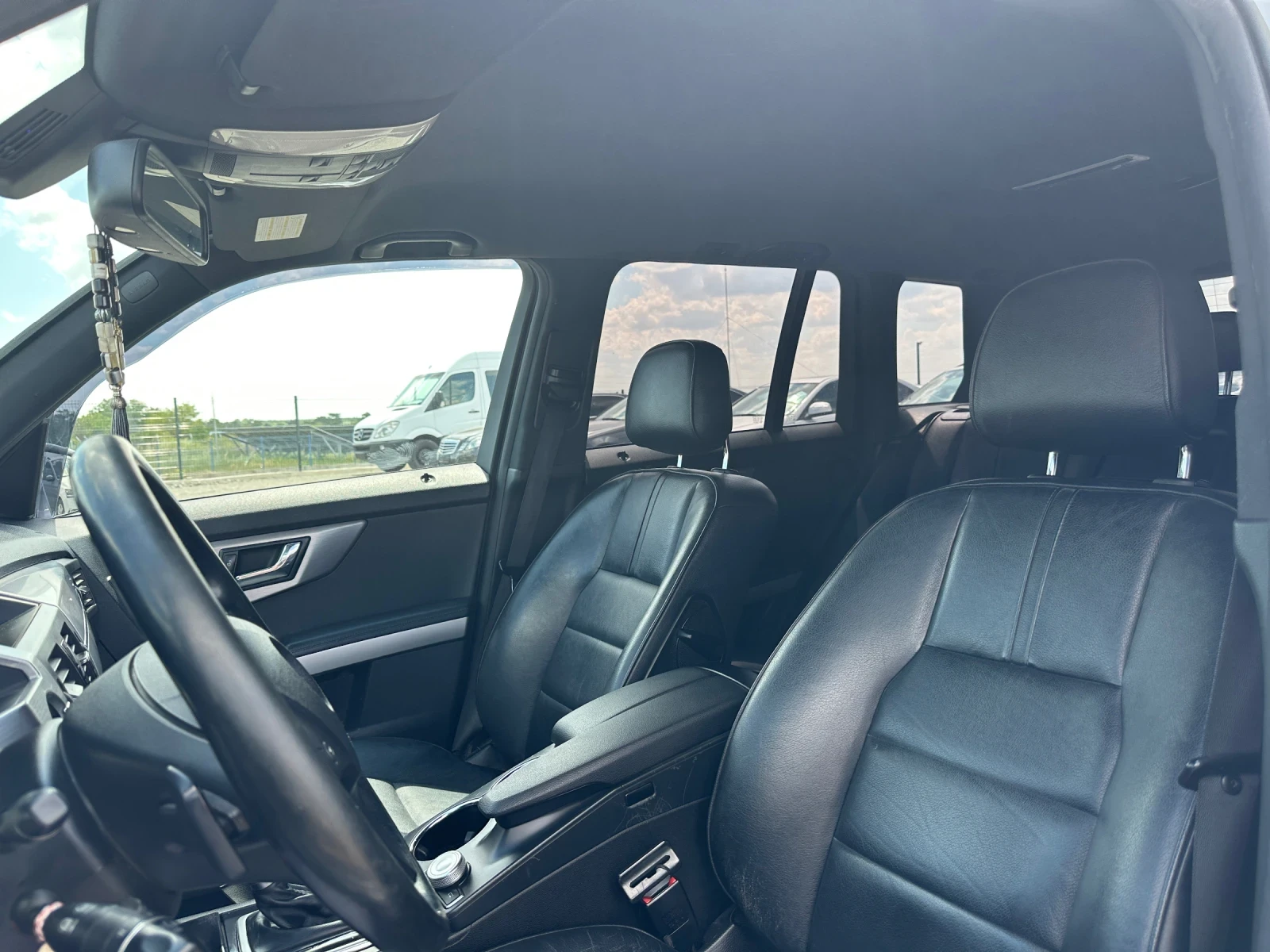 Mercedes-Benz GLK 3.0CDI* 231к.с* 4Х4* КОЖА* НАВИ* ОБСЛУЖЕН, снимка 15 - Автомобили и джипове - 55137214