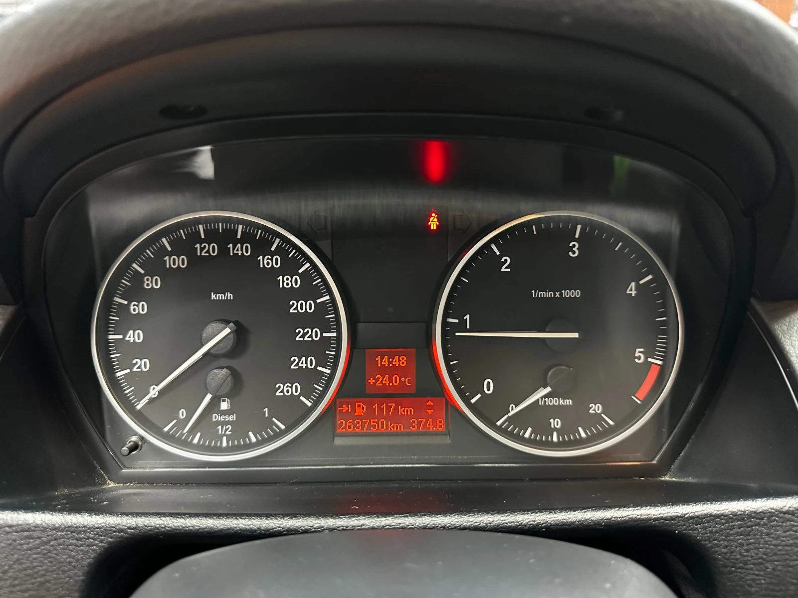 BMW X1 2.0d 143 к.с., снимка 14 - Автомобили и джипове - 55925601