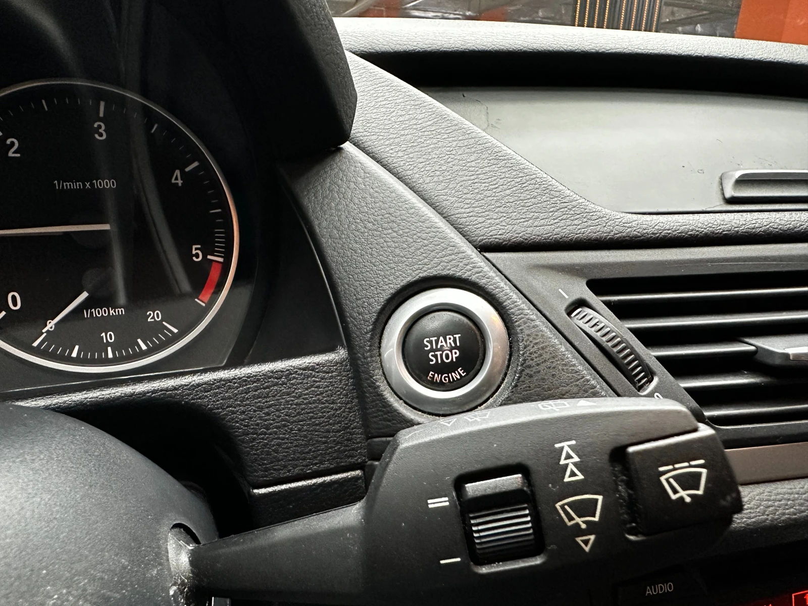 BMW X1 2.0d 143 к.с., снимка 16 - Автомобили и джипове - 55925601