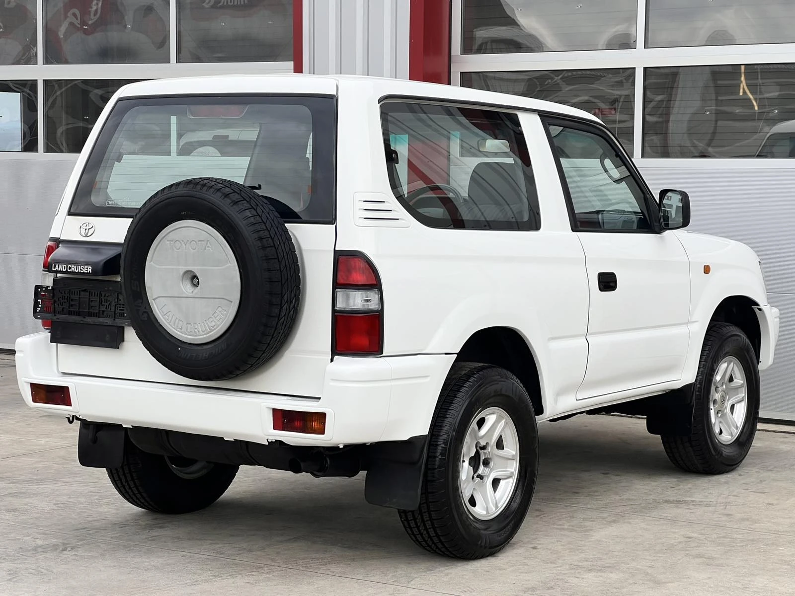 Toyota Land cruiser 3.0D-AUTOMATIC, снимка 4 - Автомобили и джипове - 56469921