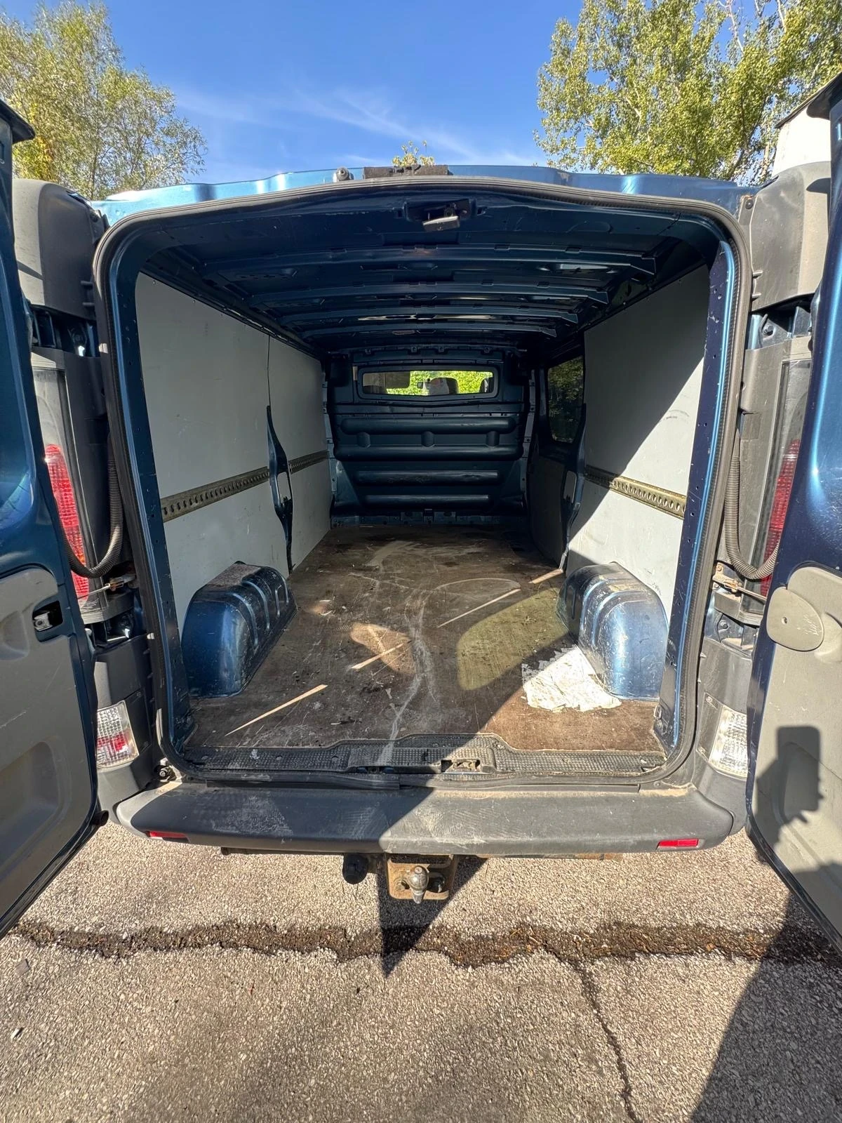 Renault Trafic 2.5 dCi  - изображение 9
