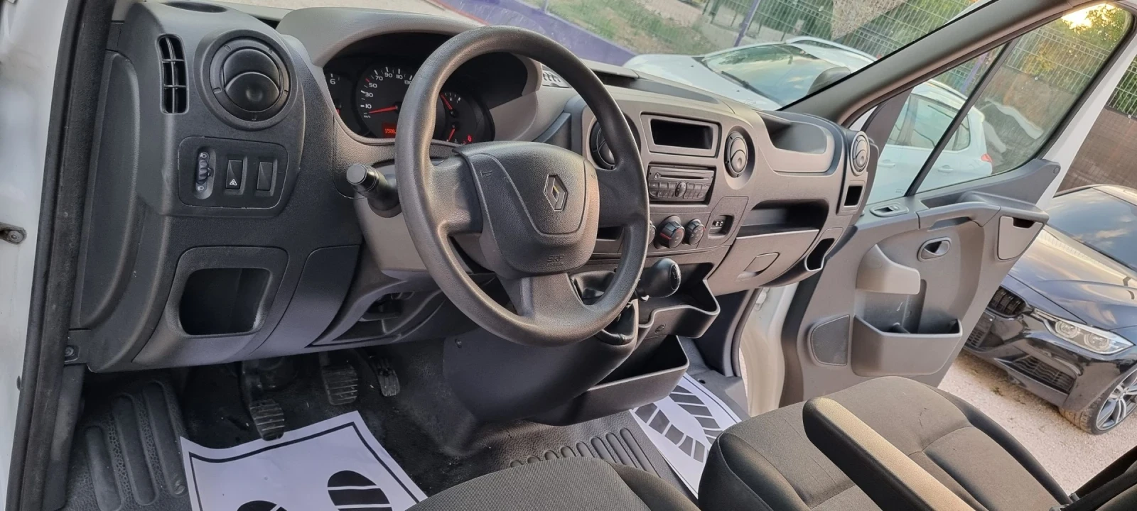 Renault Master 2.3DCI, снимка 11 - Бусове и автобуси - 55019036