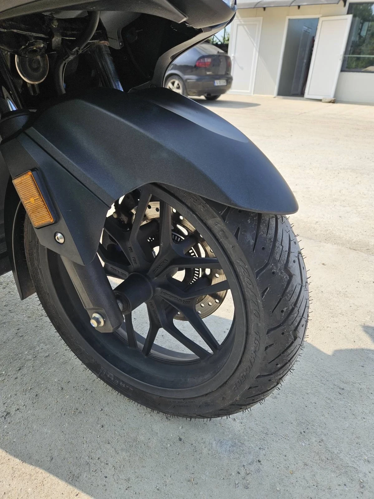 Honda Forza 300i ABS TC - изображение 5