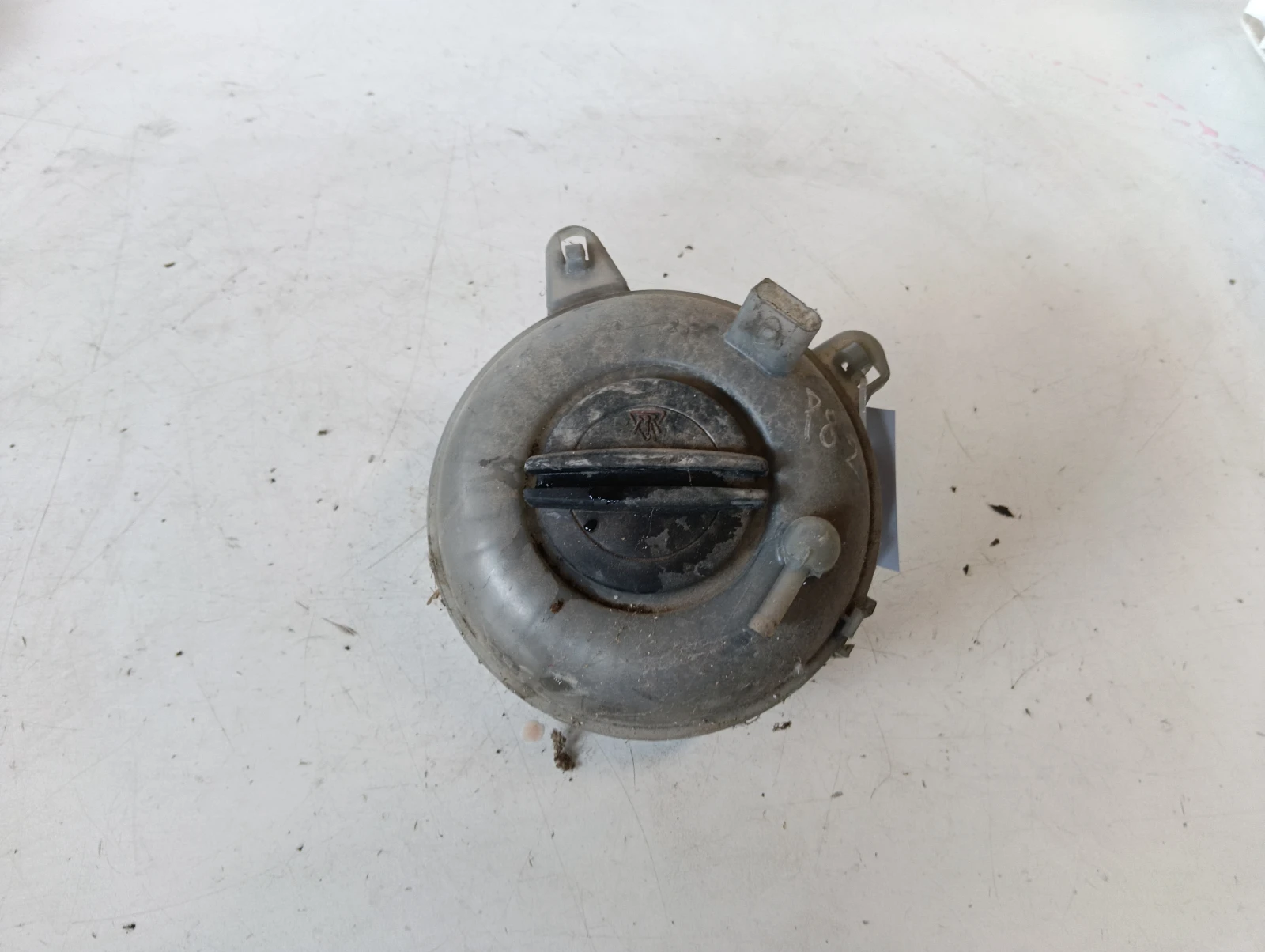 казанче антифриз 5Q0121407G 2.0TDI VW Passat