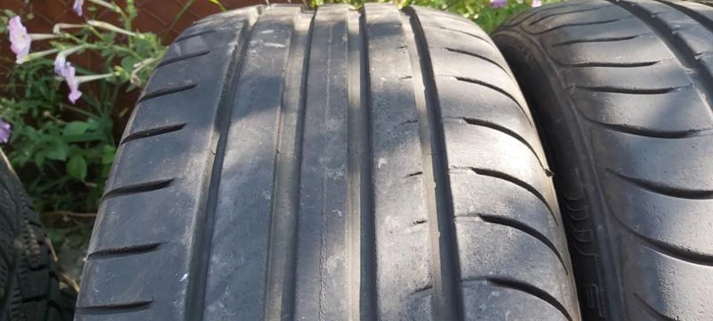 Гуми Летни 215/45R17, снимка 3 - Гуми и джанти - 29865982