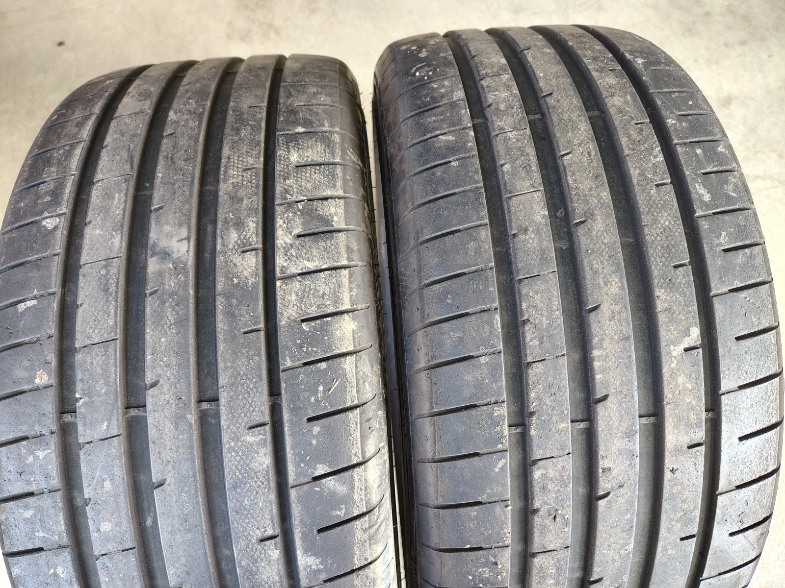 Гуми Летни 255/35R20