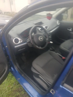 Renault Clio комби, снимка 7