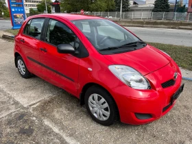 Обява за продажба на Toyota Yaris FACE-64000km ~5 300 лв. - изображение 1
