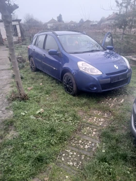 Renault Clio комби, снимка 10
