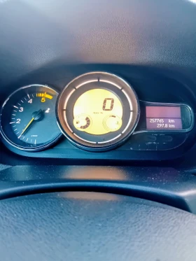 Renault Megane 1.5 dci - 2500 € / 4889.57 лв. - 87715332 7