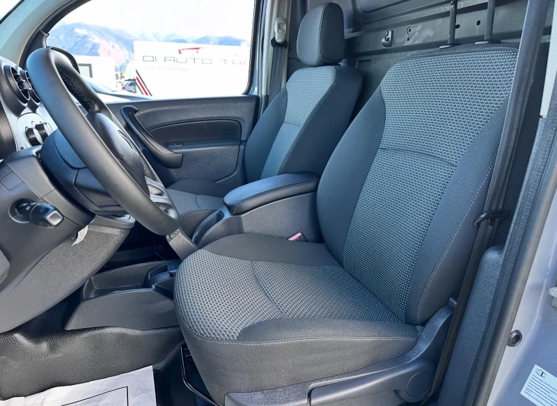 Mercedes-Benz Citan 1.5 CDI, снимка 8 - Автомобили и джипове - 47315634