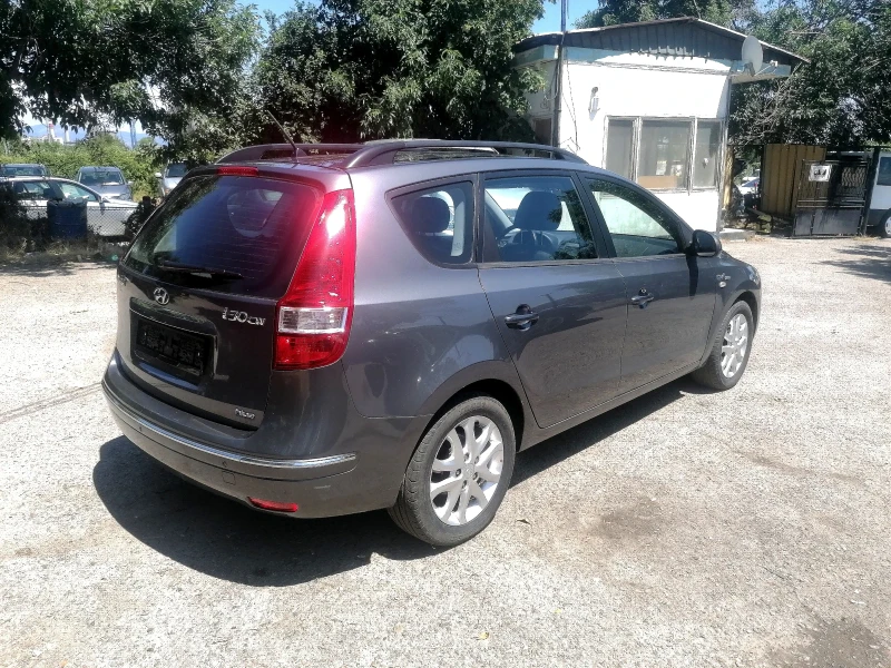 Hyundai I30 1.6 126к.с. Bluedrive, снимка 6 - Автомобили и джипове - 51063974