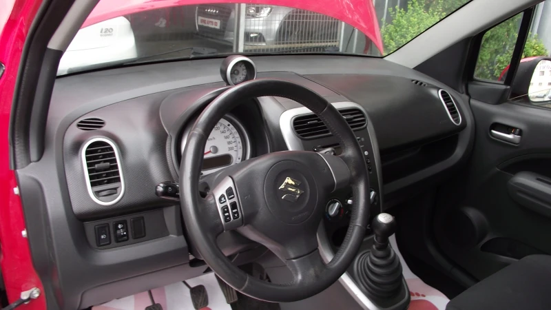 Suzuki Splash 1.2.i.75 .k.c.5.100.км., снимка 11 - Автомобили и джипове - 51678295