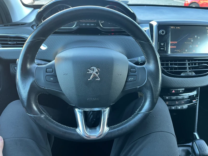 Peugeot 2008 1.6hdi* 92к.с* Navi* Led* Allure, снимка 15 - Автомобили и джипове - 52203551