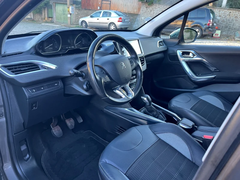 Peugeot 2008 1.6hdi* 92к.с* Navi* Led* Allure, снимка 9 - Автомобили и джипове - 52203551