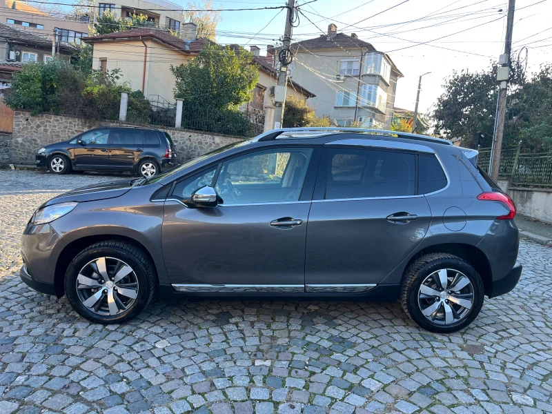 Peugeot 2008 1.6hdi* 92к.с* Navi* Led* Allure, снимка 8 - Автомобили и джипове - 52203551