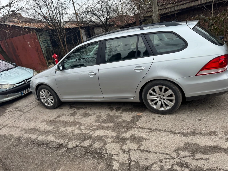 VW Golf Variant, снимка 2 - Автомобили и джипове - 52460304