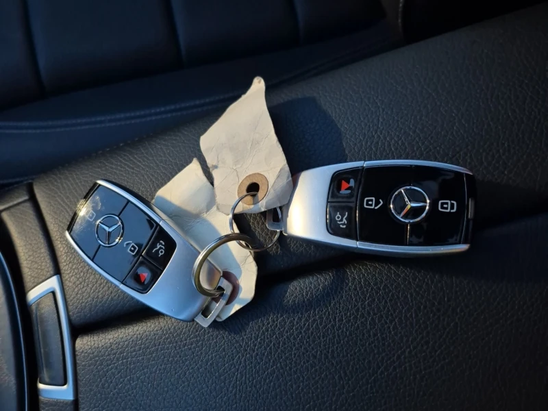 Mercedes-Benz CLS 450 * CARFAX * БЕЗ ПЪРВОНАЧАЛНА ВНОСКА, снимка 9 - Автомобили и джипове - 52752360