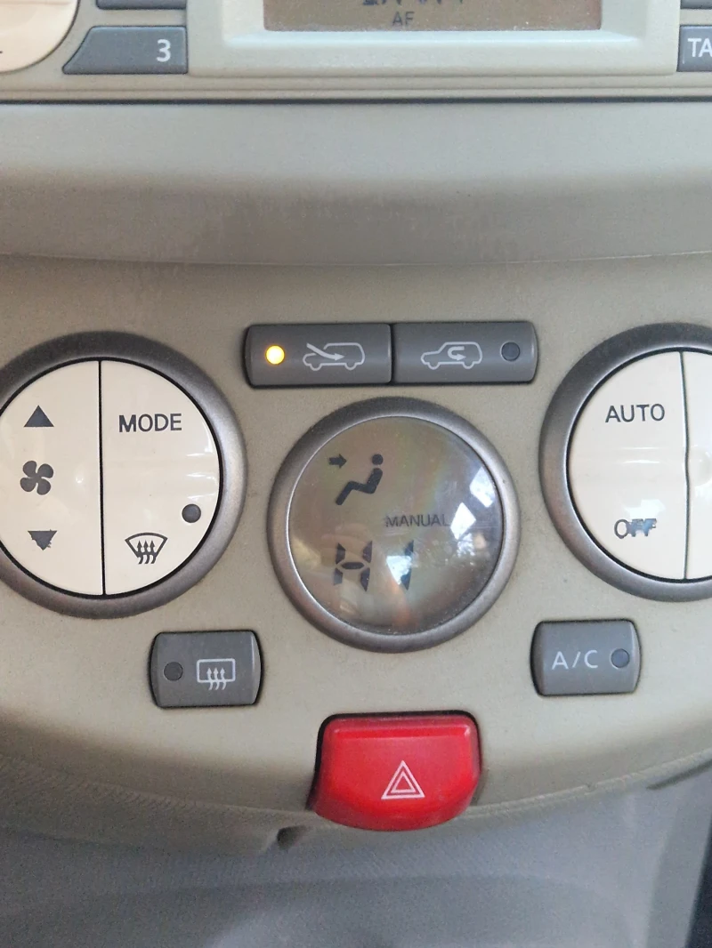 Nissan Micra К12, снимка 10 - Автомобили и джипове - 52915536