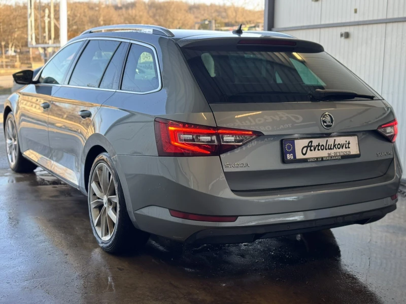 Skoda Superb 1.8TSI, снимка 4 - Автомобили и джипове - 52928662