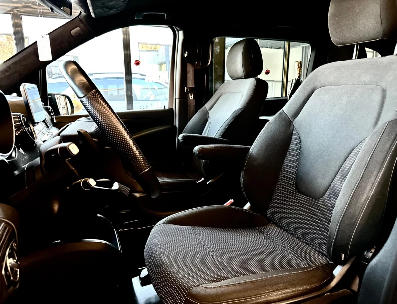 Mercedes-Benz V 300  V220* Maybach* 7-местен* Лизинг* Подгрев, снимка 8 - Автомобили и джипове - 53233913