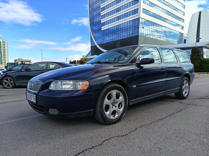 Volvo V70 ГАЗОВА УРЕДБА , снимка 3 - Автомобили и джипове - 53445027