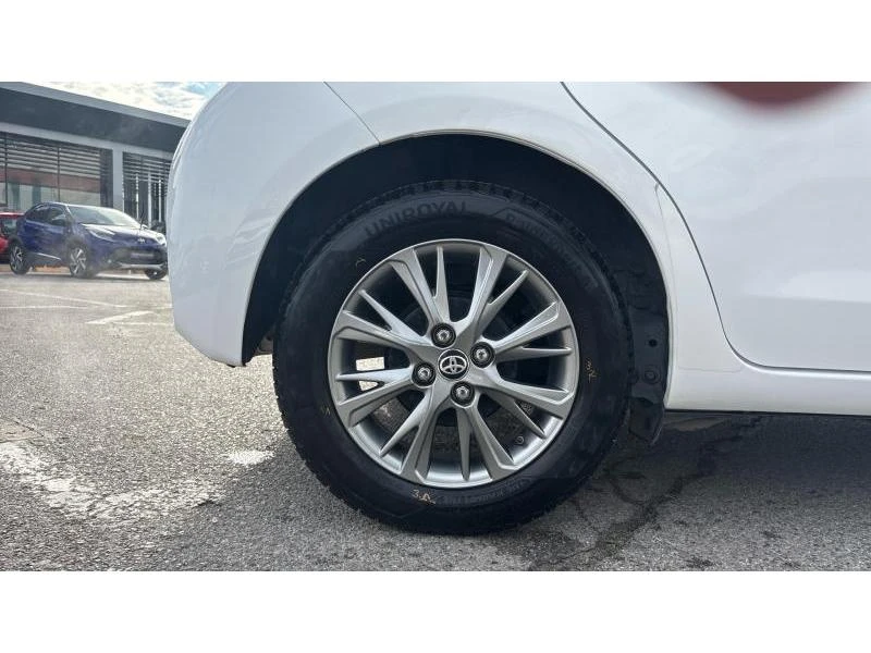 Toyota Yaris 1.5P CVT LUNA | Mobile.bg � ����������� 16