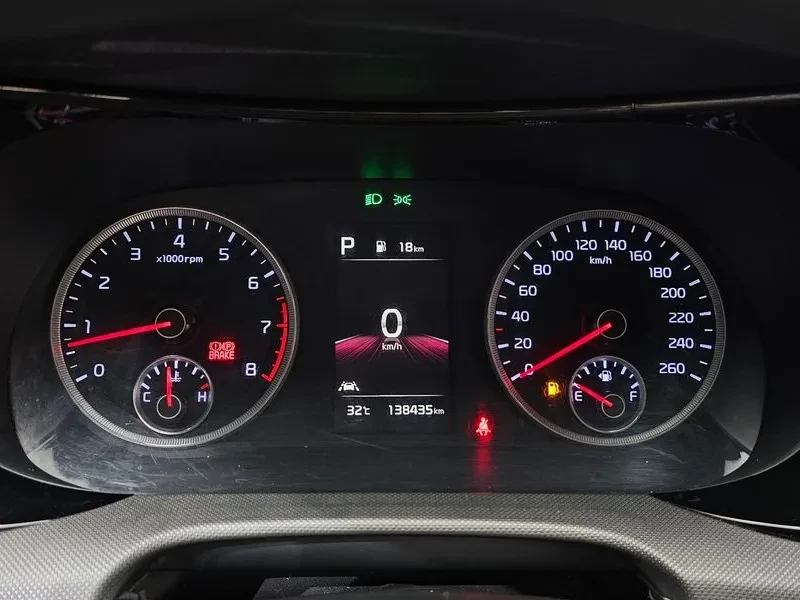 Kia K5 2.0 PRESTIGE, снимка 8 - Автомобили и джипове - 55348383