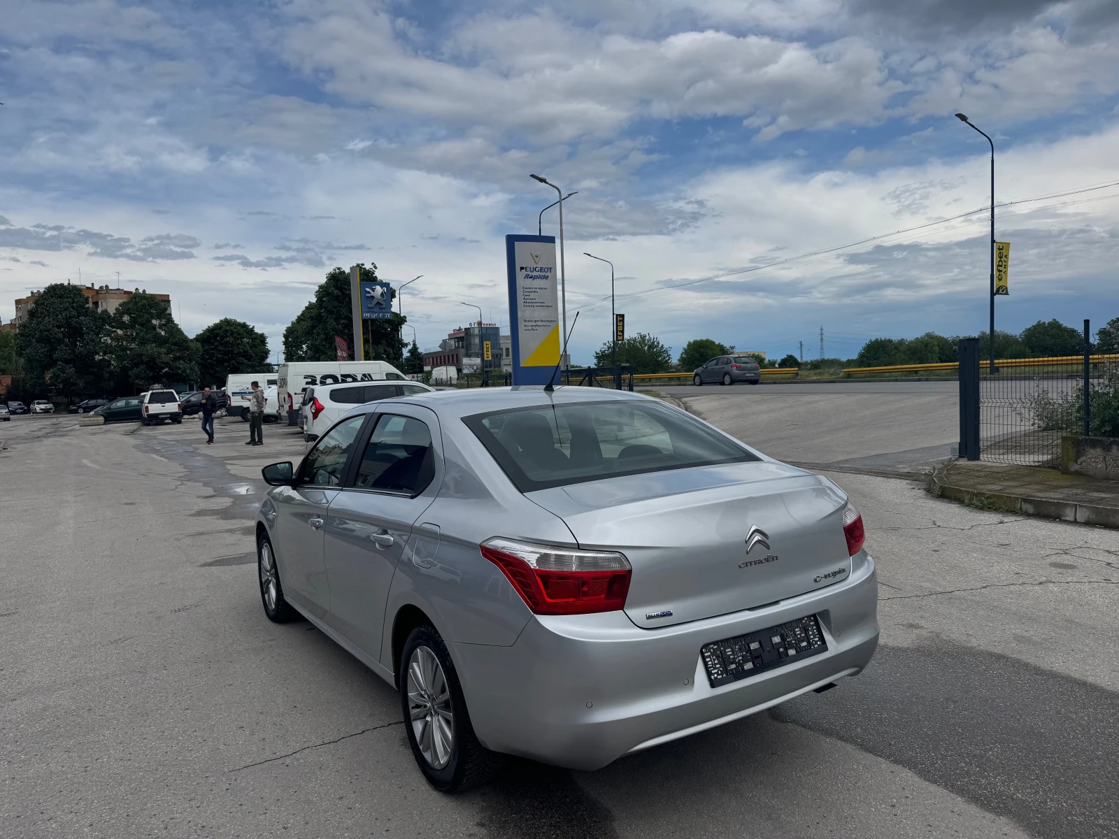 Citroen C-Elysee 1.6HDI 100kc - изображение 3