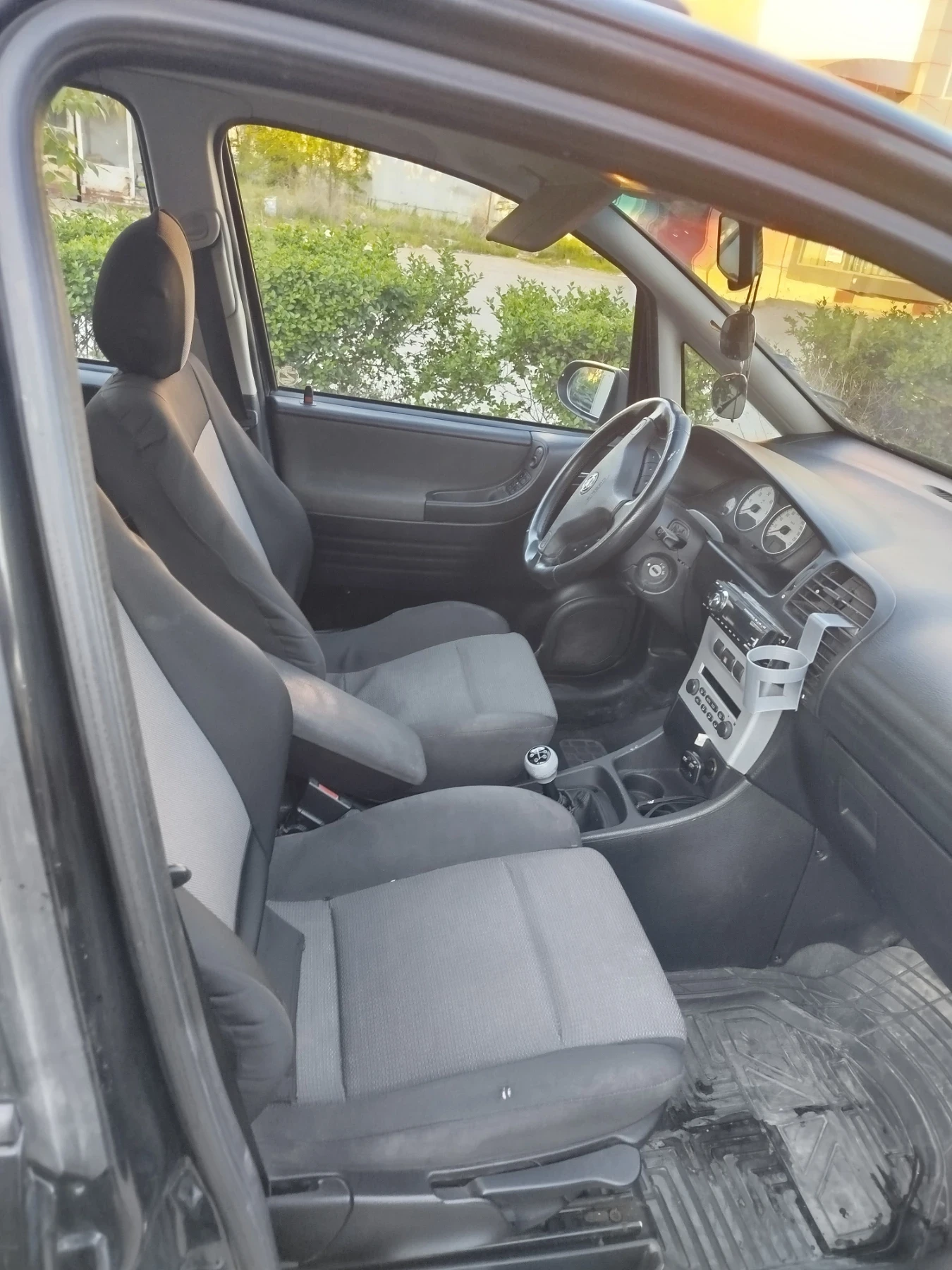 Opel Zafira  - изображение 4