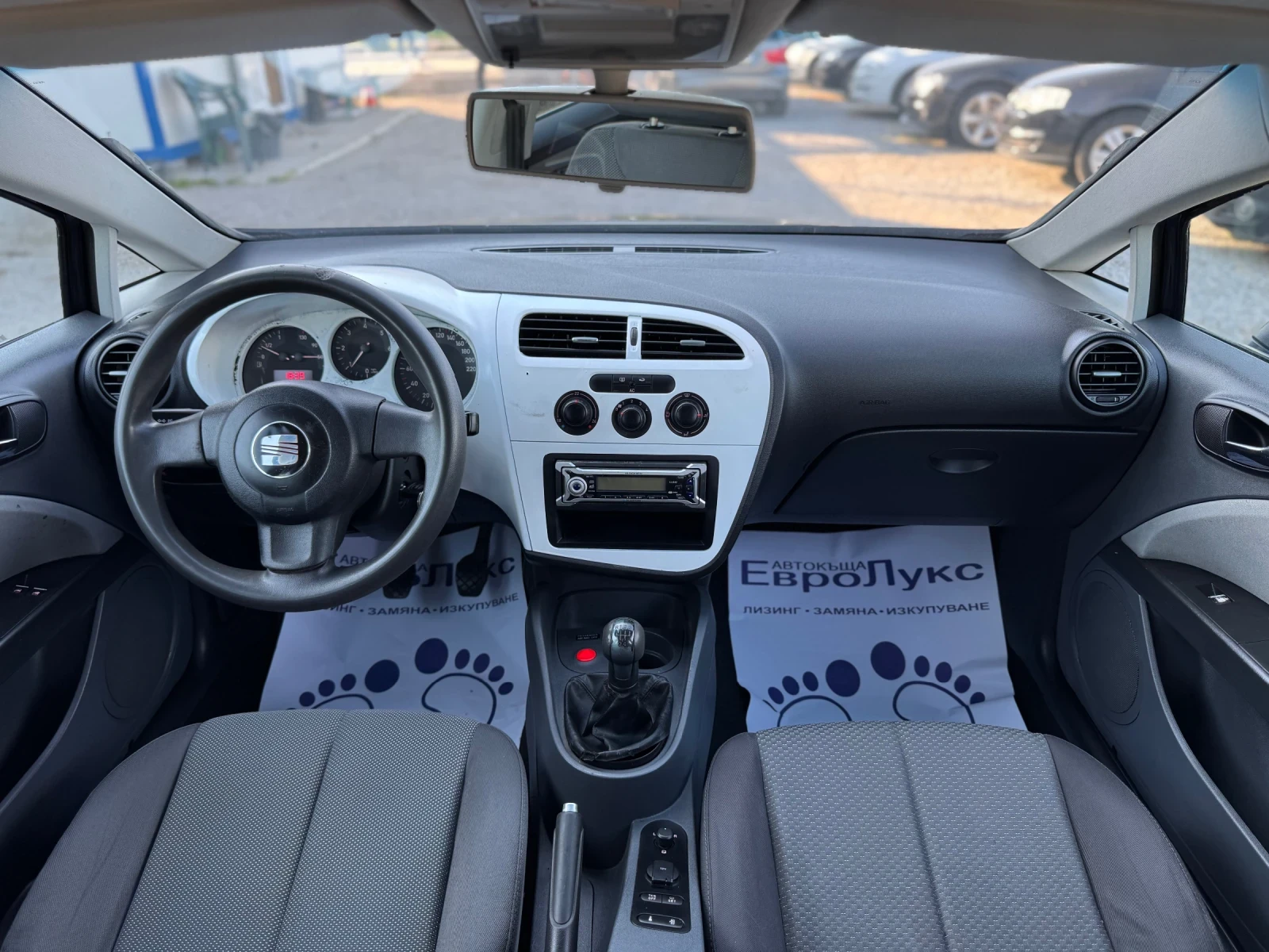 Seat Leon 1.9TDI 105кс КЛИМАТИК  - изображение 9