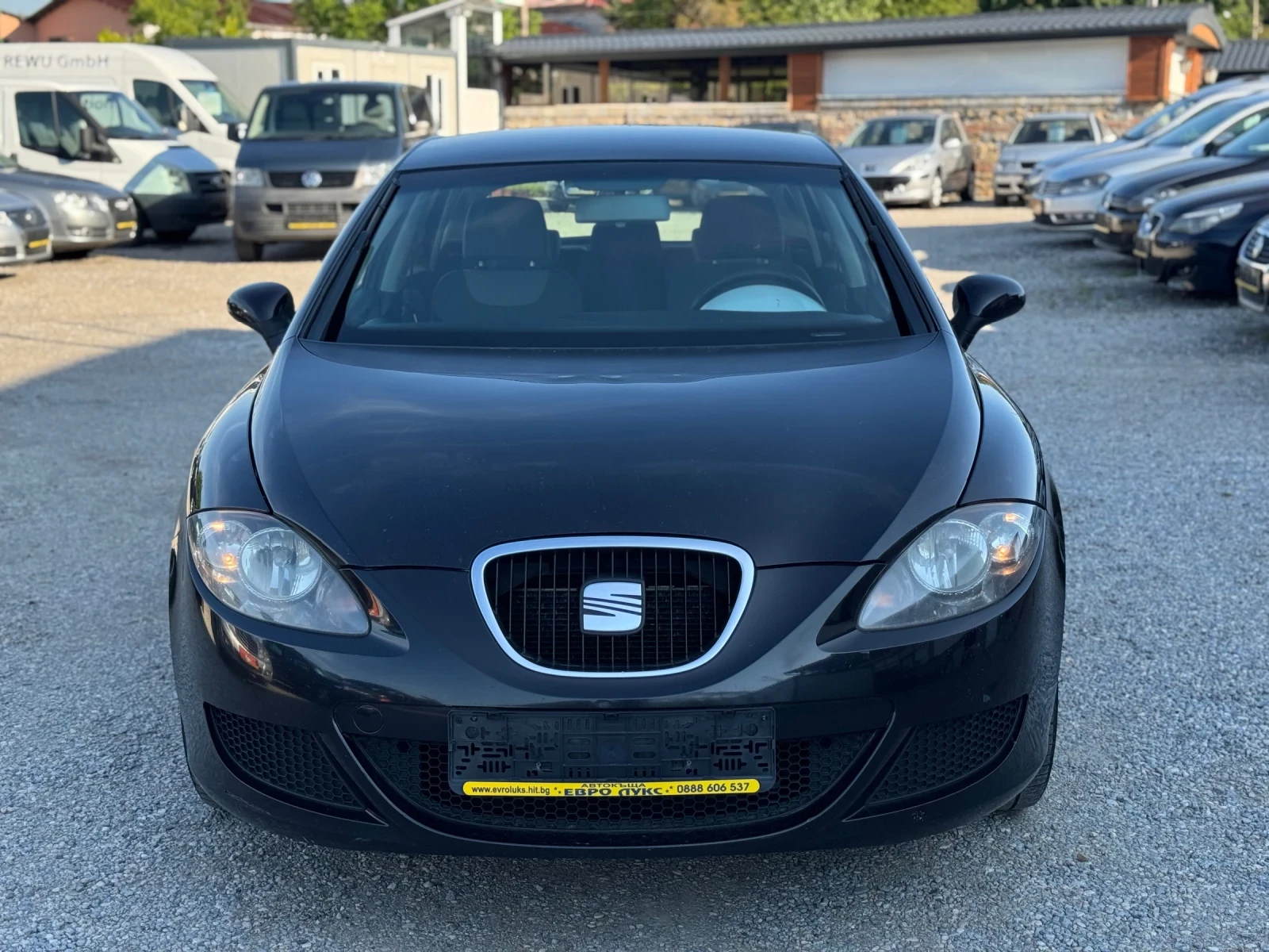 Seat Leon 1.9TDI 105кс КЛИМАТИК  - изображение 2