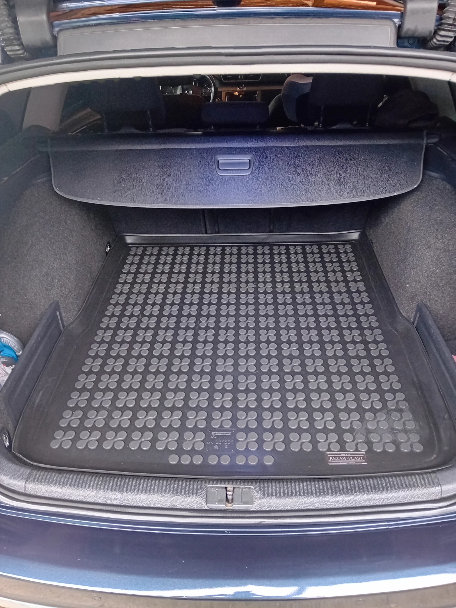 VW Passat B7 - изображение 10