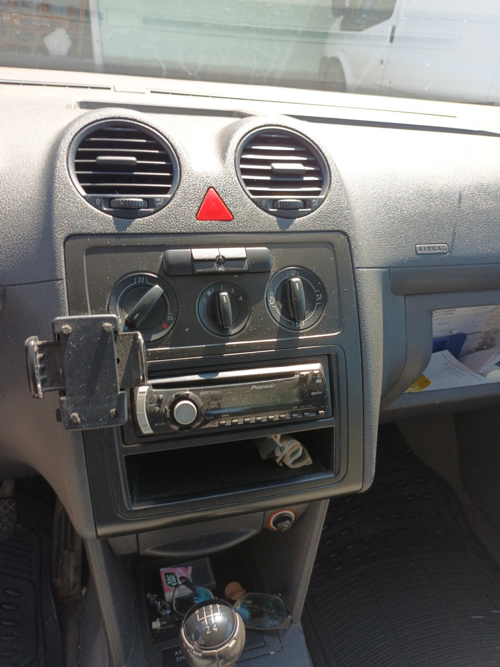 VW Caddy  - изображение 4