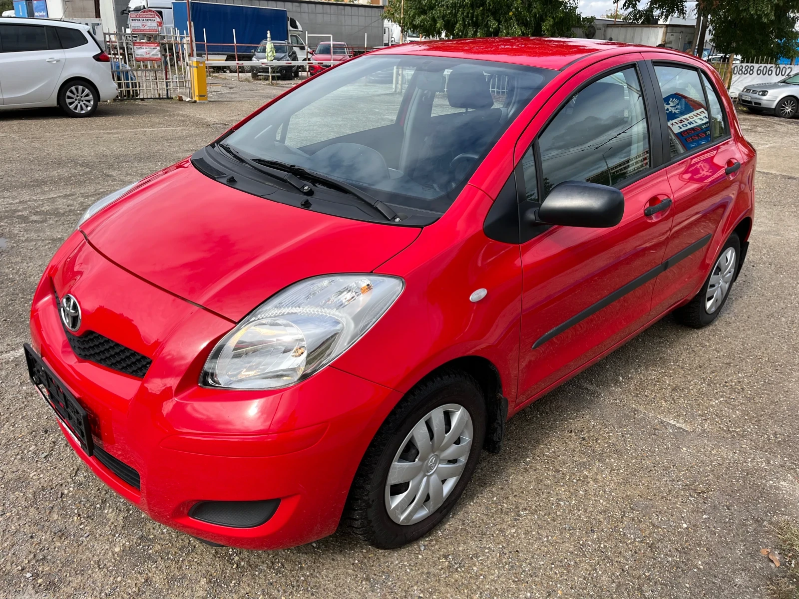 Toyota Yaris FACE-64000km | Mobile.bg — изображение 2