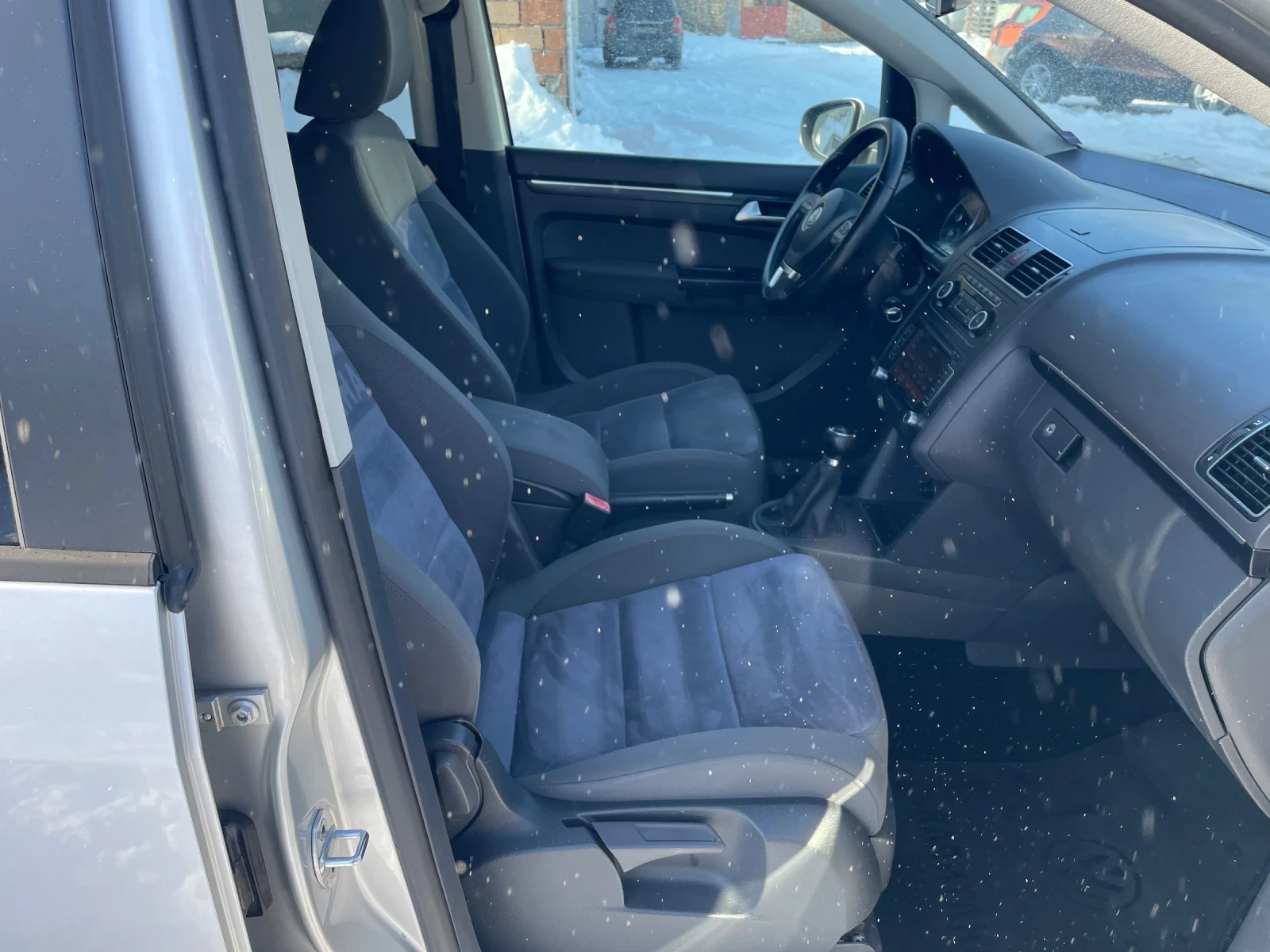 VW Touran  2.0TDI 140�� HIGHLINE* ���������* �������*  | Mobile.bg � ����������� 11