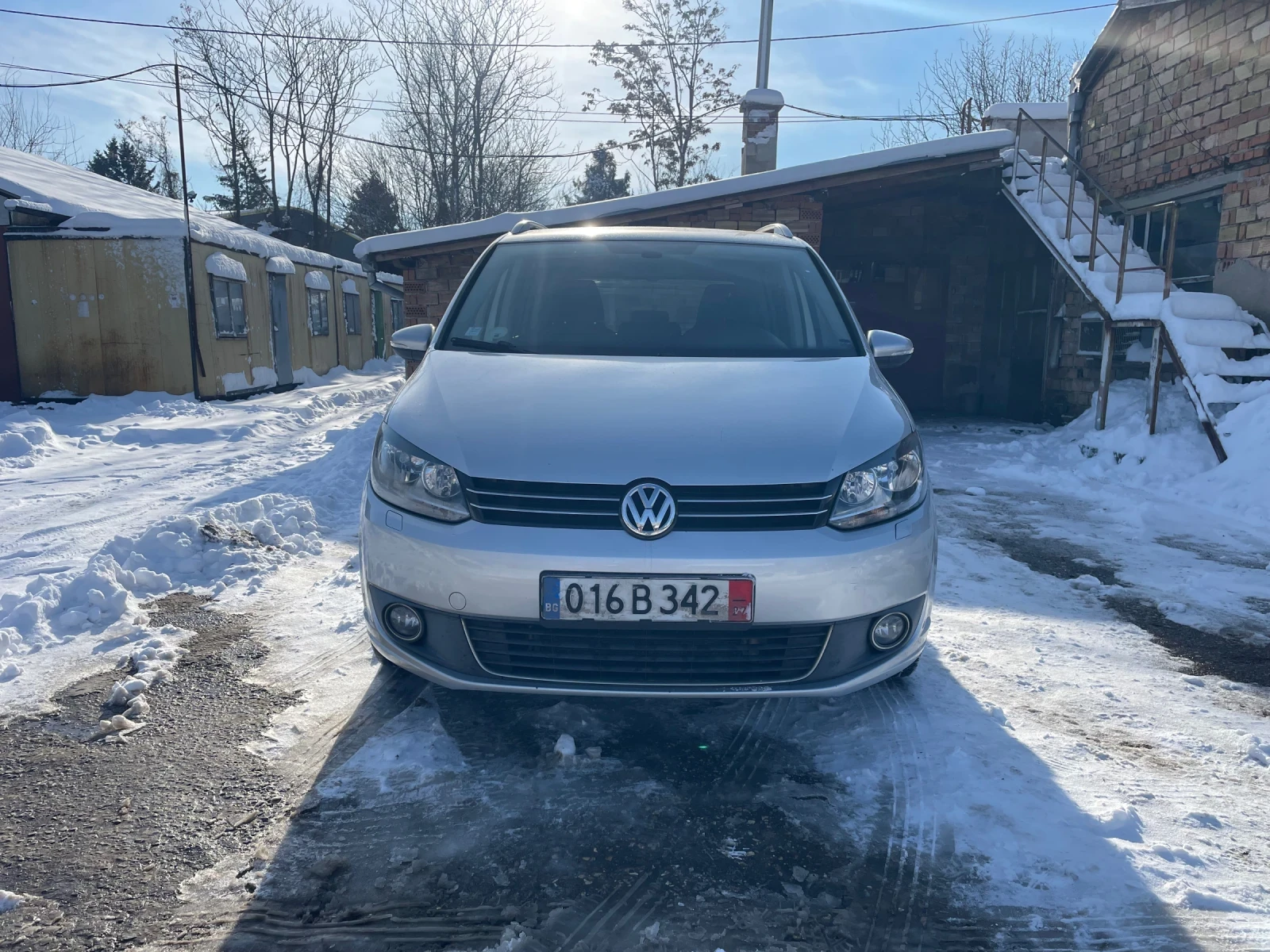VW Touran  2.0TDI 140кс HIGHLINE* НАВИГАЦИЯ* ПОДГРЕВ*  - изображение 9