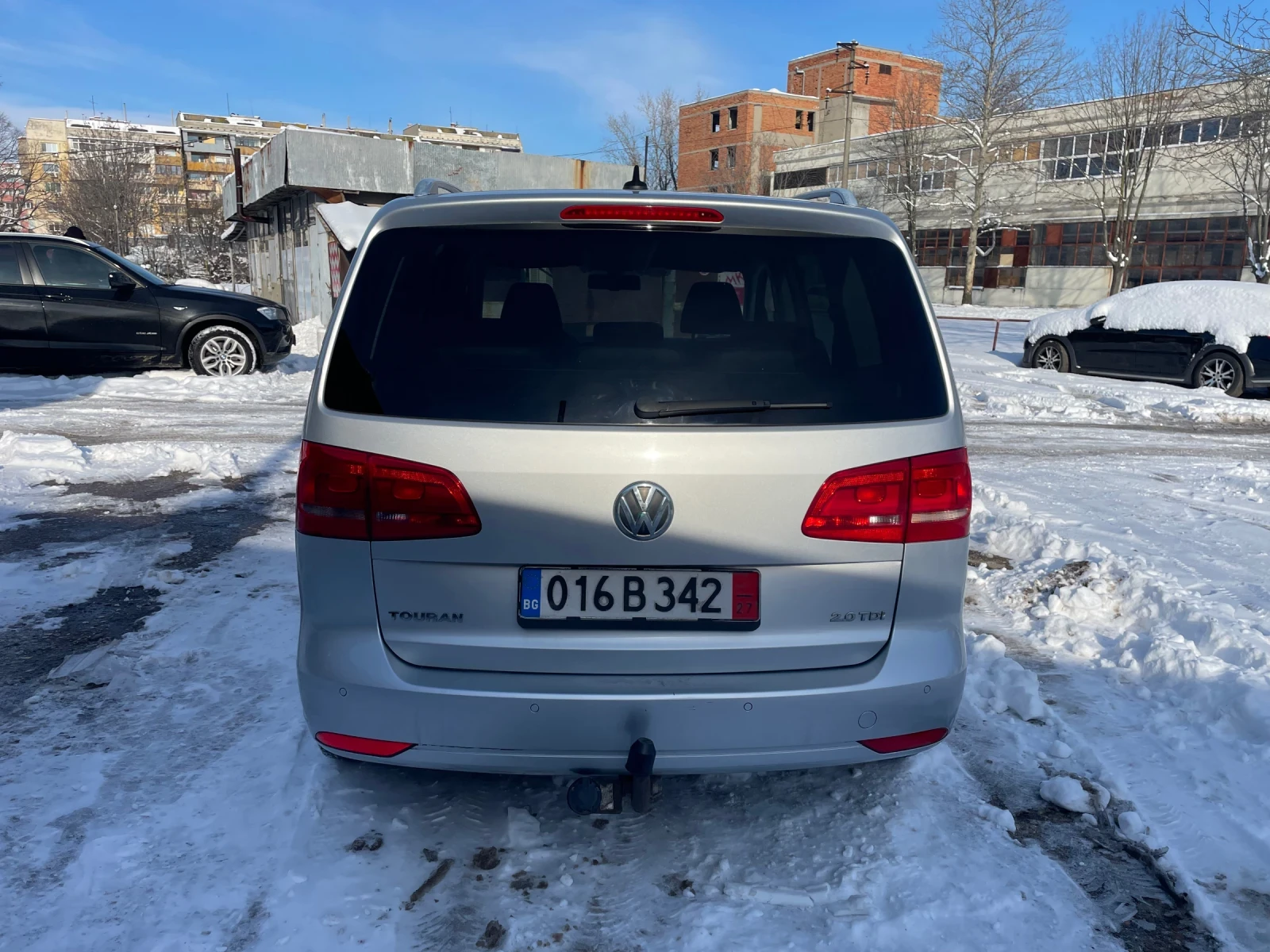 VW Touran  2.0TDI 140кс HIGHLINE* НАВИГАЦИЯ* ПОДГРЕВ*  - изображение 5