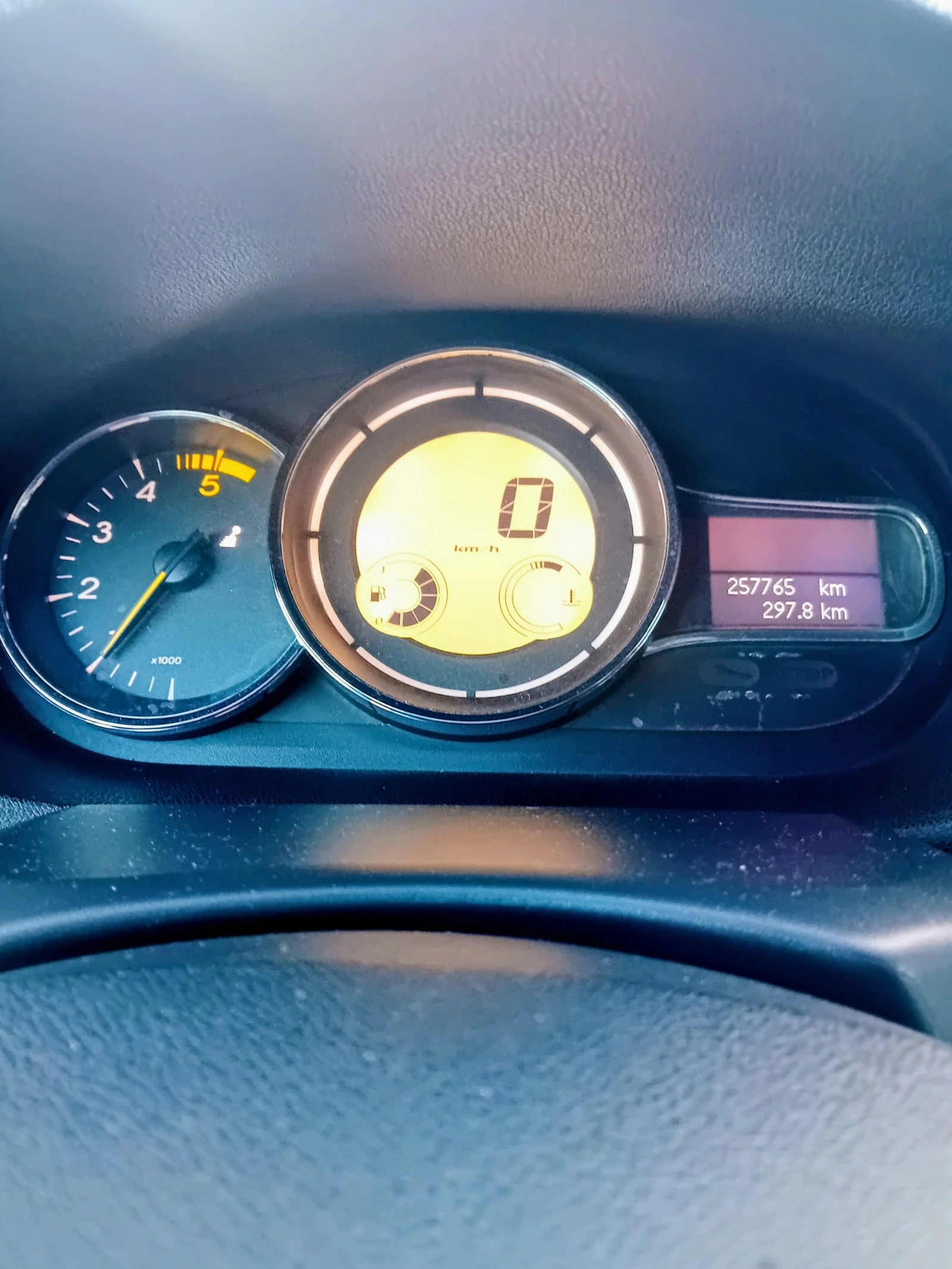 Renault Megane 1.5 dci, снимка 7 - Автомобили и джипове - 53753118