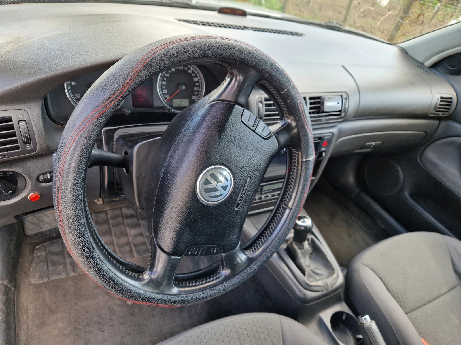 VW Passat, снимка 6 - Автомобили и джипове - 54324992