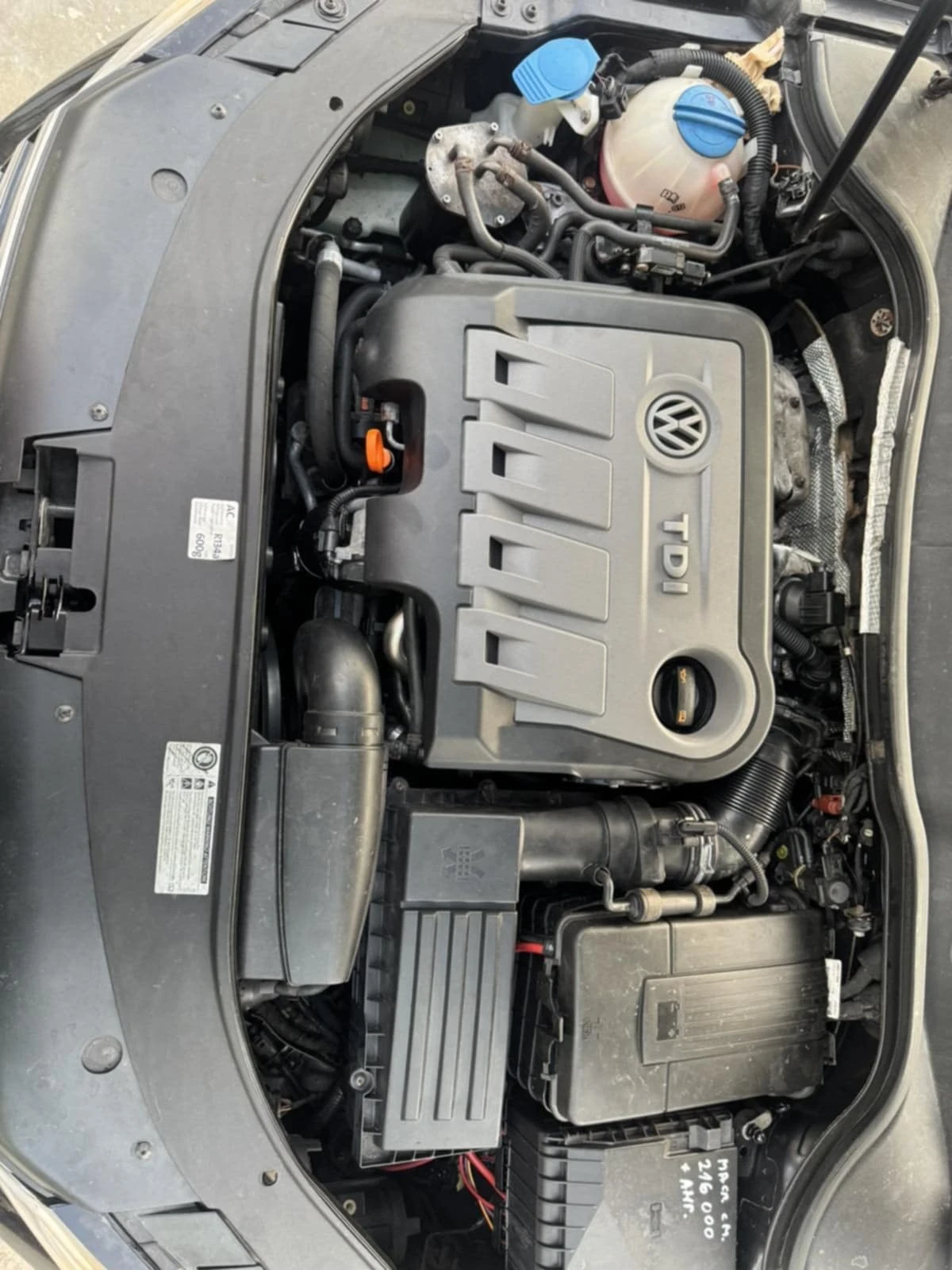 VW Passat, снимка 4 - Автомобили и джипове - 54620698